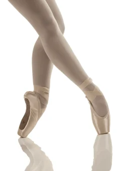 R-Class Enchante Pointe Shoe Hard Shank